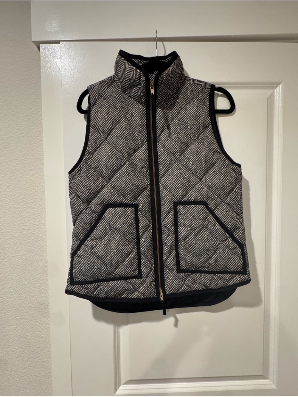 J.Crew Quilted Herringbone Vest - Black & White